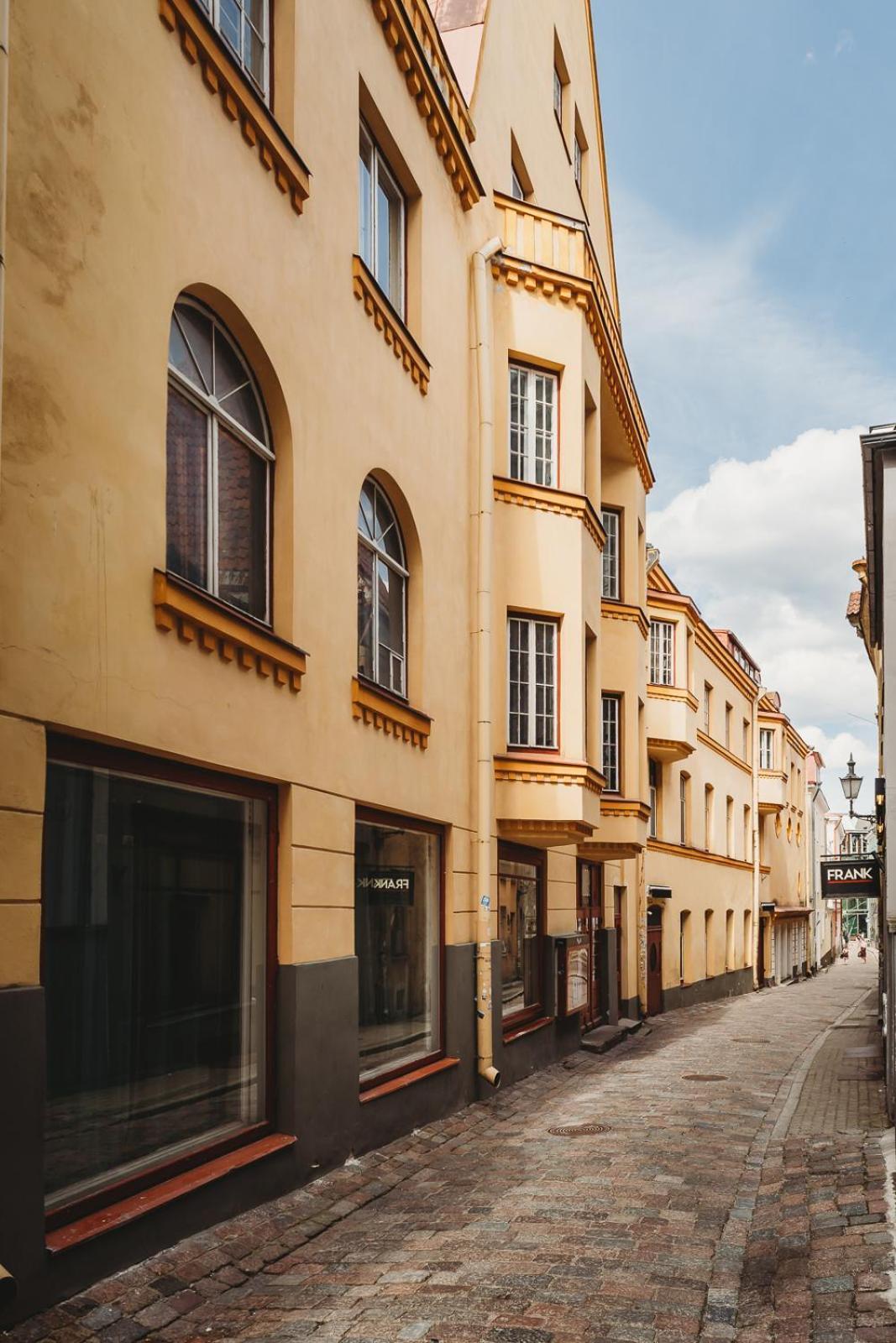 In Old Town, Cozy & Convenient - C Leilighet Tallinn